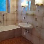 Appartement Zsolnay *