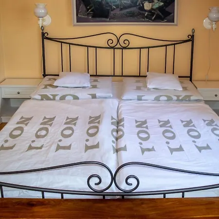 Апартаменты Zsolnay Шиофок