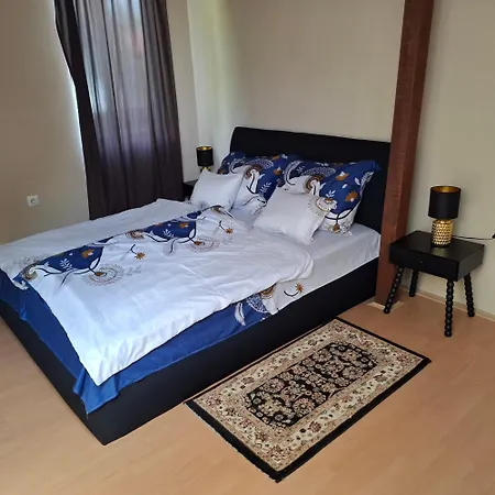 Zsolnay Apartamento