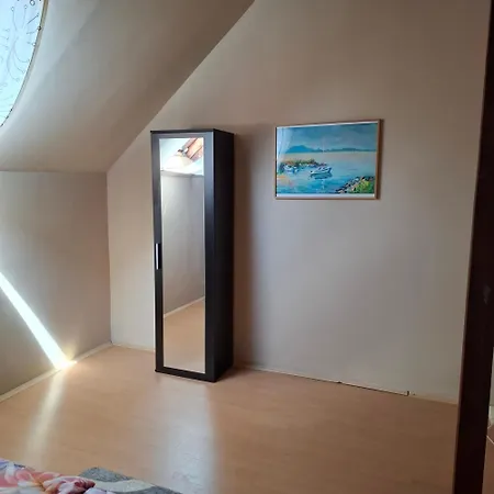 Appartement Zsolnay *